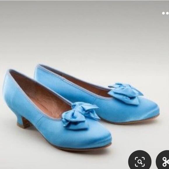 American Duchess Shoes - American Duchess Amelie pumps